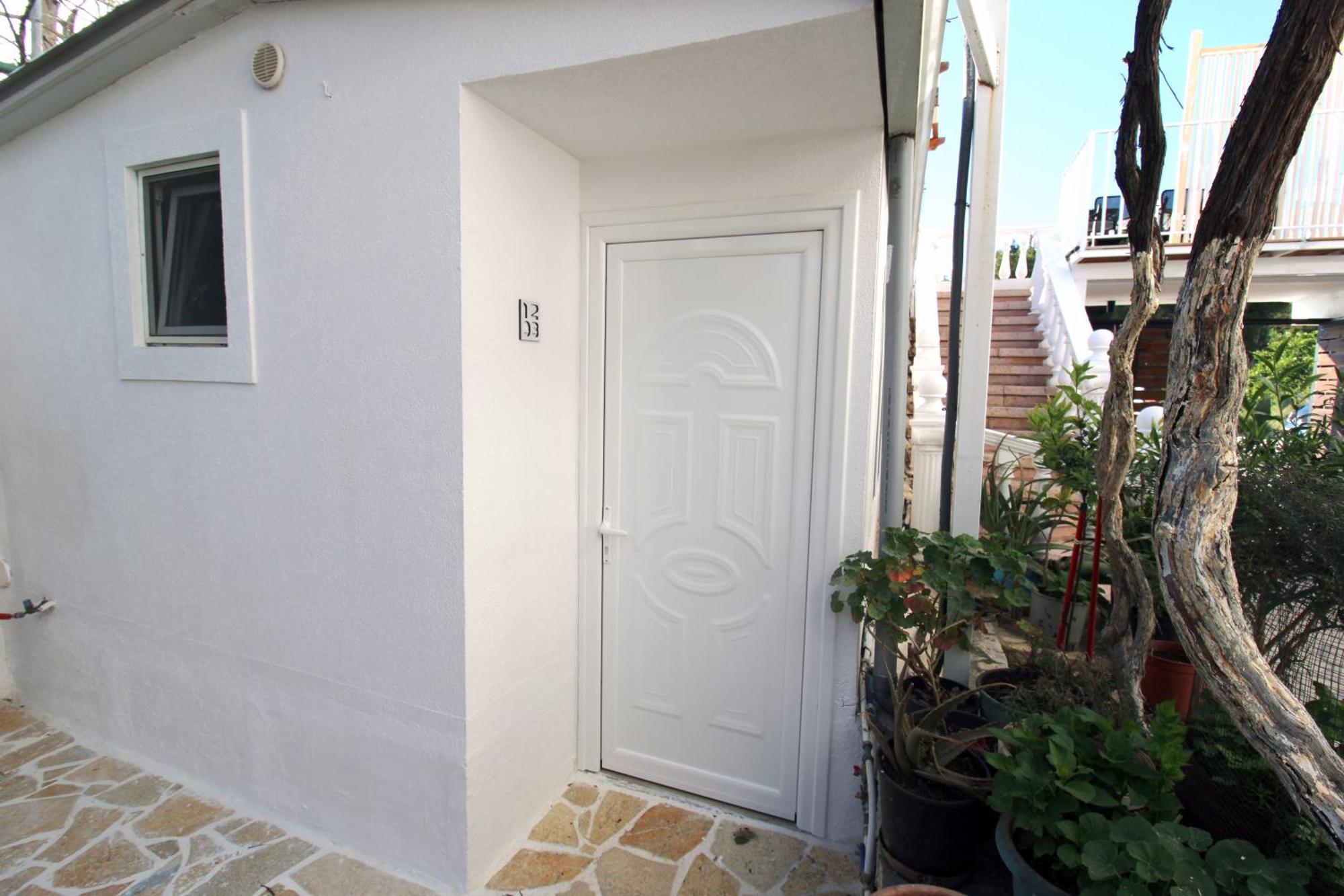 Melina'S Seaside Retreat Aparthotel Ksamil Exterior photo